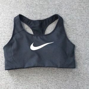 Black Nike sports bra size small